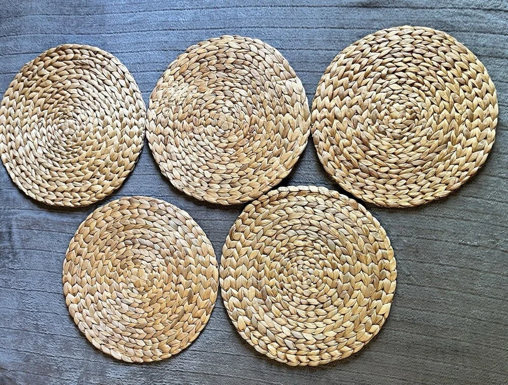 5pcs Round Water Hyacinth Woven Placemats Braided Straw Mats 13.25 Inches
